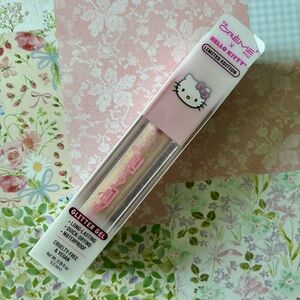 🎊$5 Add-on! The Creme Shop Hello Kitty Glitter Gel Eye topper